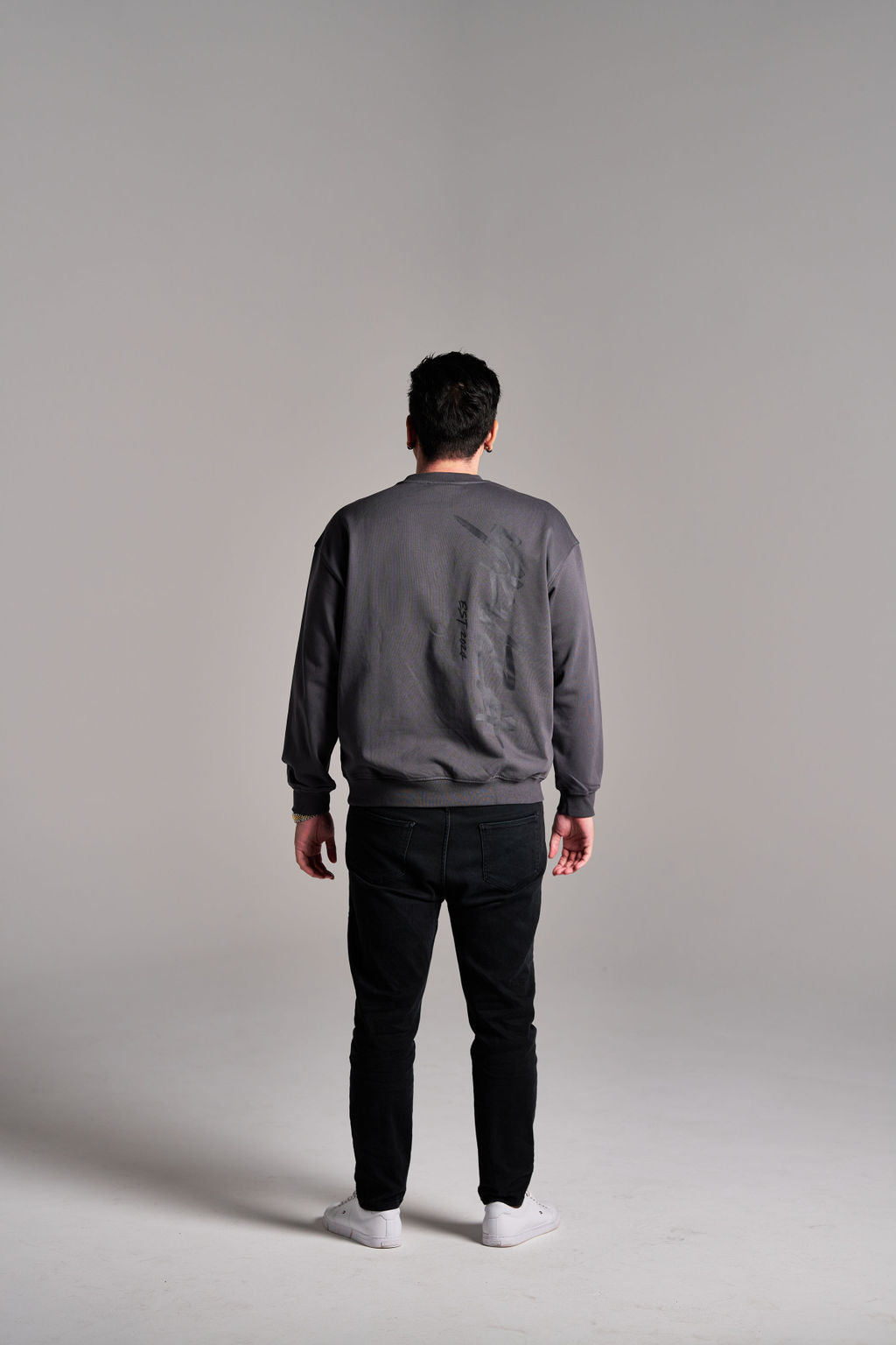 Sweater V1 - Charcoal